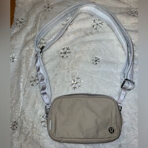 Lululemon crossbody bag Rare discontinued edition